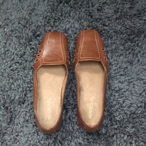 Size 9 Medieval Aerosoles  shoes